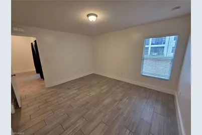 910/912 SW 7th Ct, Cape Coral, FL 33991 - Photo 7