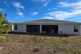 910/912 SW 7th Ct, Cape Coral, FL 33991 - Photo 15