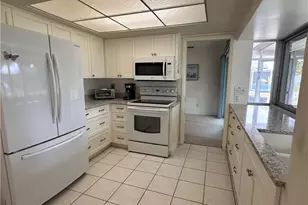 3639 SE 8th Pl, Cape Coral, FL 33904 - Photo 7