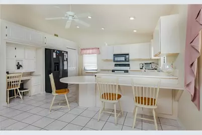 3337 SE 10th Pl, Cape Coral, FL 33904 - Photo 13