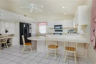 3337 SE 10th Pl, Cape Coral, FL 33904 - Photo 13