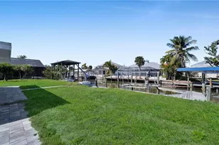 331 Washington Ct, Fort Myers Beach, FL 33931 - Photo 25