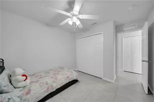 1430 SW 4th Ln, Cape Coral, FL 33991 - Photo 27