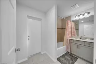 1430 SW 4th Ln, Cape Coral, FL 33991 - Photo 29