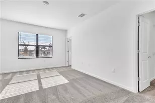 1426 Weeping Willow Ct, Cape Coral, FL 33909 - Photo 7