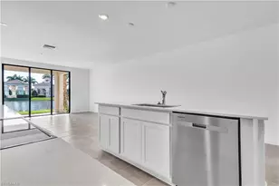 1426 Weeping Willow Ct, Cape Coral, FL 33909 - Photo 5