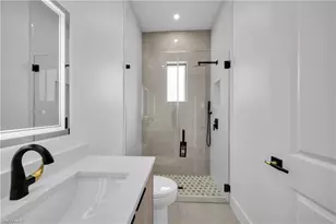 609 NE 11th Terrace, Cape Coral, FL 33909 - Photo 33