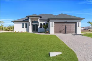 609 NE 11th Terrace, Cape Coral, FL 33909 - Photo 9