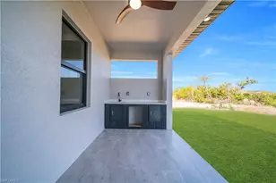 609 NE 11th Terrace, Cape Coral, FL 33909 - Photo 43