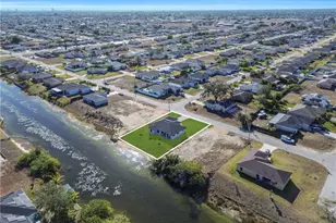 609 NE 11th Terrace, Cape Coral, FL 33909 - Photo 13