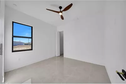 609 NE 11th Ter, Cape Coral, FL 33909 - Photo 37