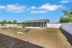 3208 NW 2nd Pl, Cape Coral, FL 33993 - Photo 25