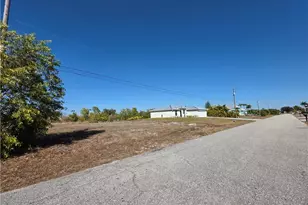 429 NW 14th St, Cape Coral, FL 33993 - Photo 17