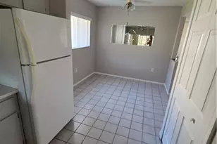 232 Pebble Beach Blvd, Naples, FL 34113 - Photo 9