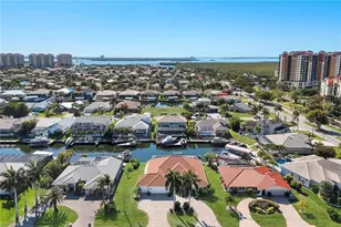 1524 SW 56th Terrace, Cape Coral, FL 33914 - Photo 5