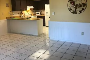 1031 SE 9th St, Cape Coral, FL 33990 - Photo 3