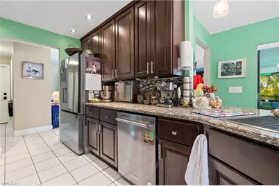 913 SE 26th Ter, Cape Coral, FL 33904 - Photo 29