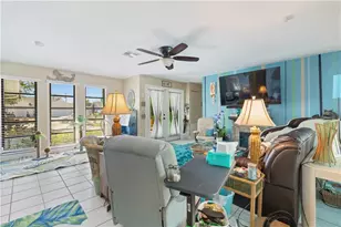 913 SE 26th Terrace, Cape Coral, FL 33904 - Photo 25