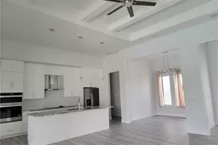 1132 SW 4th Ln, Cape Coral, FL 33991 - Photo 15