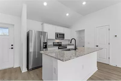 856 Gen D Macarthur Ave, Labelle, FL 33935 - Photo 5