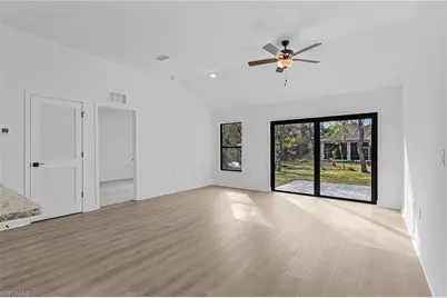 856 Gen D Macarthur Ave, Labelle, FL 33935 - Photo 9