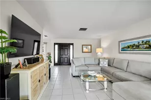 3018 SE 18th Pl, Cape Coral, FL 33904 - Photo 7