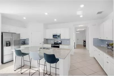 14545 Palamos Cir, Fort Myers, FL 33905 - Photo 5