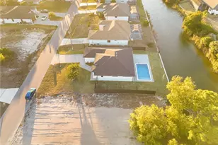 1105 SW 1st Terrace, Cape Coral, FL 33991 - Photo 31