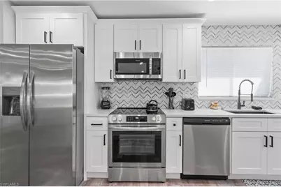 3110 SE 16th Pl, Cape Coral, FL 33904 - Photo 9