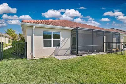 4365 Dutchess Park Rd, Fort Myers, FL 33916 - Photo 5