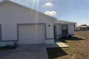 928 SW 39th Terrace, Cape Coral, FL 33914 - Photo 1
