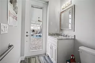 1909 SW 45th St, Cape Coral, FL 33914 - Photo 15