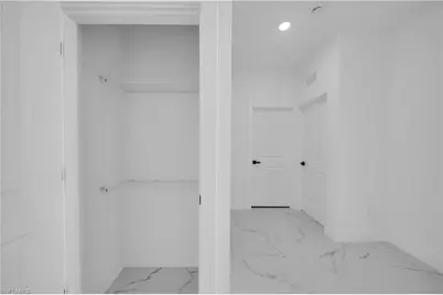 621 Greenbriar Blvd, Lehigh Acres, FL 33972 - Photo 9