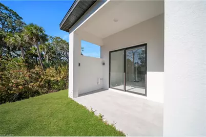 621 Greenbriar Blvd, Lehigh Acres, FL 33972 - Photo 7