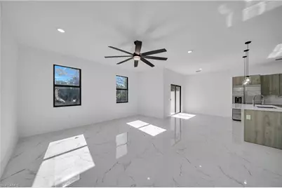 621 Greenbriar Blvd, Lehigh Acres, FL 33972 - Photo 25