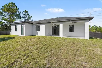 369 Woodburn Dr, Lehigh Acres, FL 33972 - Photo 25