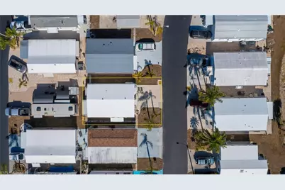 181 Caravan Cir, North Fort Myers, FL 33903 - Photo 17