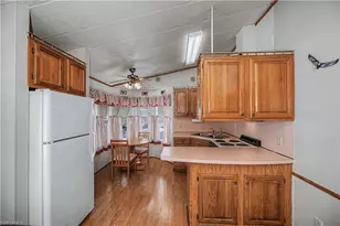 181 Caravan Cir, North Fort Myers, FL 33903 - Photo 5