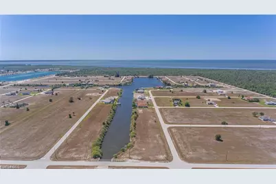 4010 NW 39th Ln, Cape Coral, FL 33993 - Photo 15