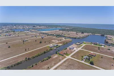 4110 NW 39th Ln, Cape Coral, FL 33993 - Photo 13