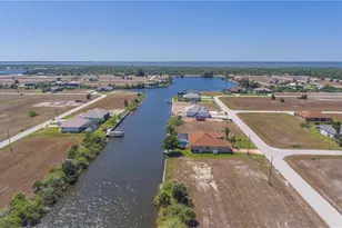 4110 NW 39th Ln, Cape Coral, FL 33993 - Photo 3