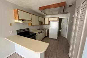 3417 SW Santa Barbara Pl, Cape Coral, FL 33914 - Photo 5