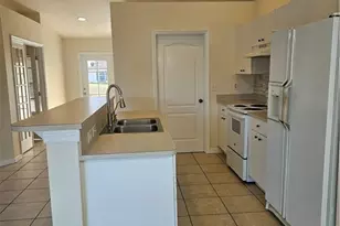 2804 66th St W, Lehigh Acres, FL 33971 - Photo 7