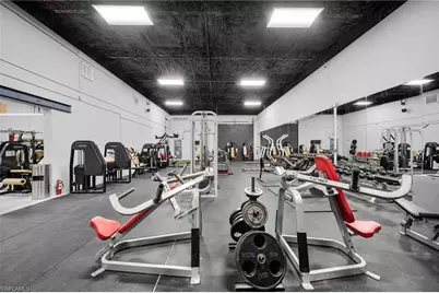 2054 Beacon Manor Dr, Fort Myers, FL 33907 - Photo 1