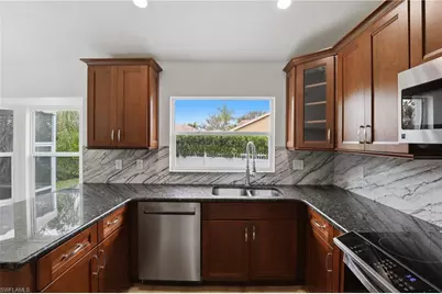 12960 Eagle Pointe Cir, Fort Myers, FL 33913 - Photo 15