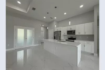 417 Paddock St, Lehigh Acres, FL 33974 - Photo 5