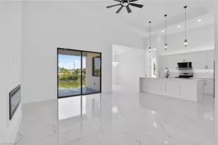 2515 NE 5th Pl, Cape Coral, FL 33909 - Photo 3