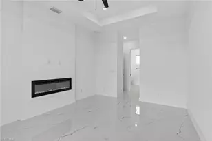 2515 NE 5th Pl, Cape Coral, FL 33909 - Photo 13