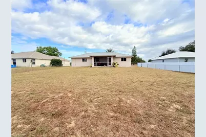 755 Arundel Cir, Fort Myers, FL 33913 - Photo 23