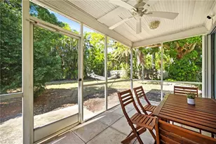 5736 Riverside Dr, Cape Coral, FL 33904 - Photo 25